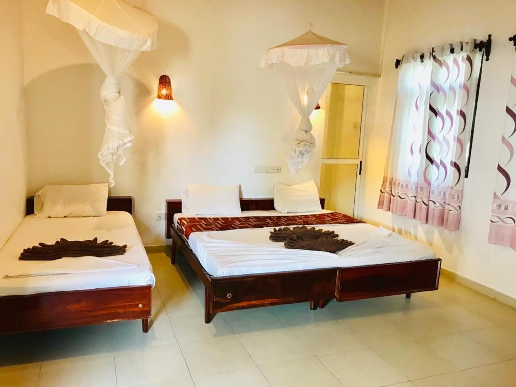 Star Holiday Resort Hikkaduwa Kültér fotó