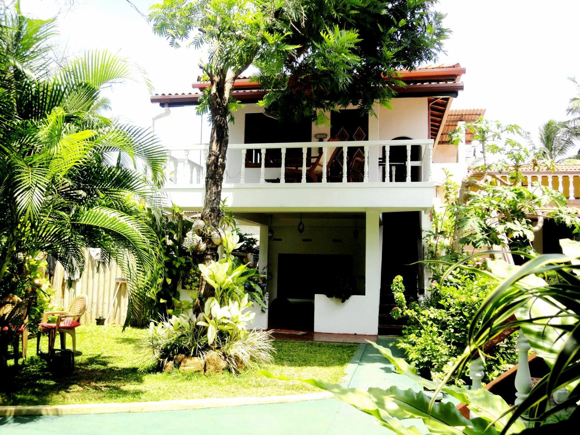 Star Holiday Resort Hikkaduwa Kültér fotó