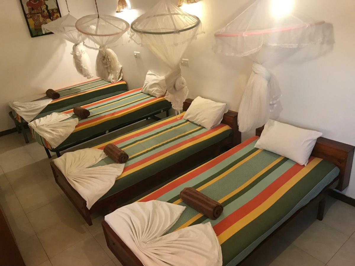 Star Holiday Resort Hikkaduwa Kültér fotó